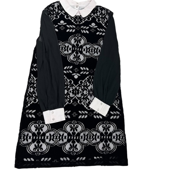 𝅺cece Black and White Velour and Lace Dress - Picture 6 of 12